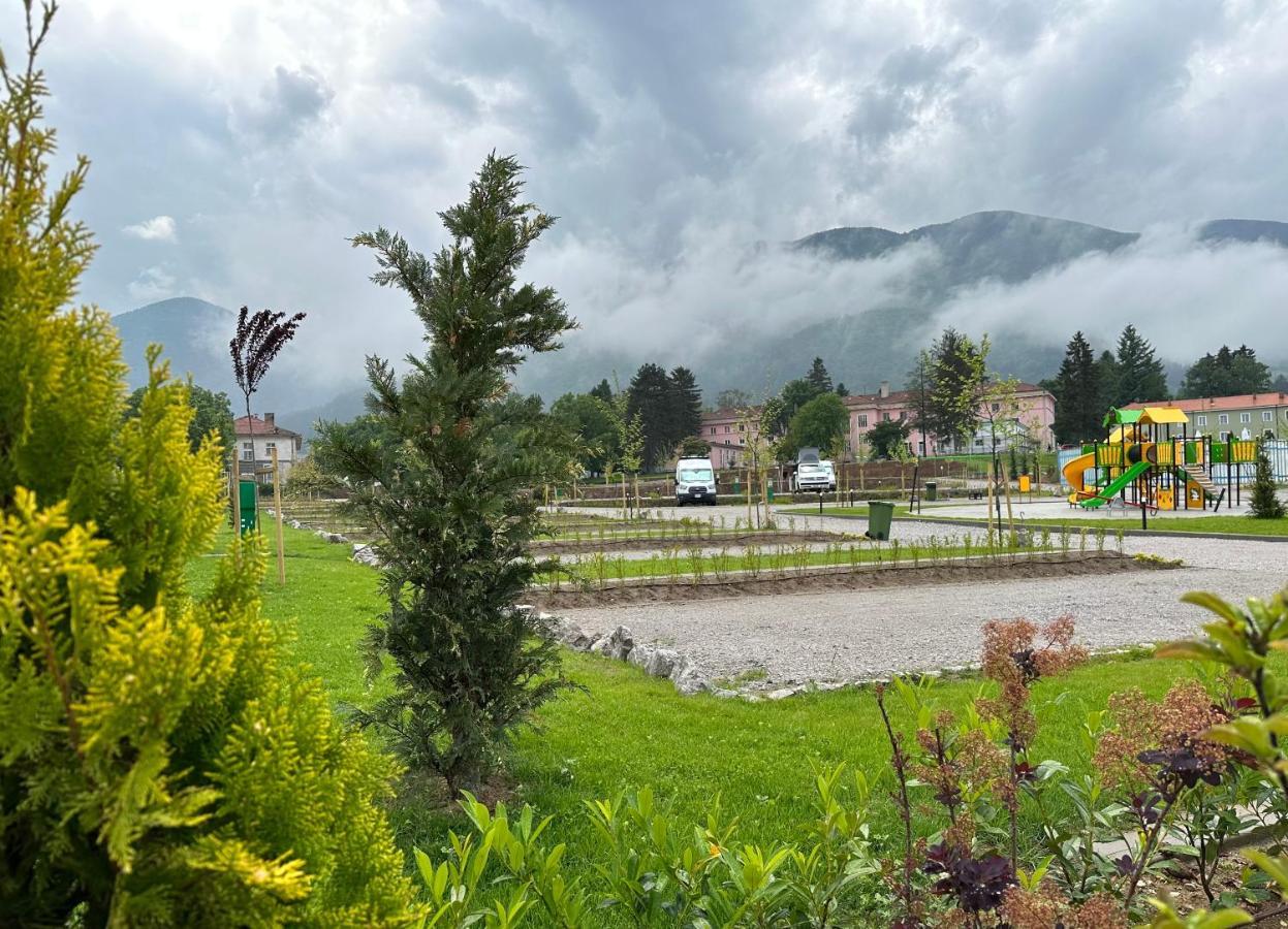 7 Lakes Camping Сапарева-Баня Экстерьер фото